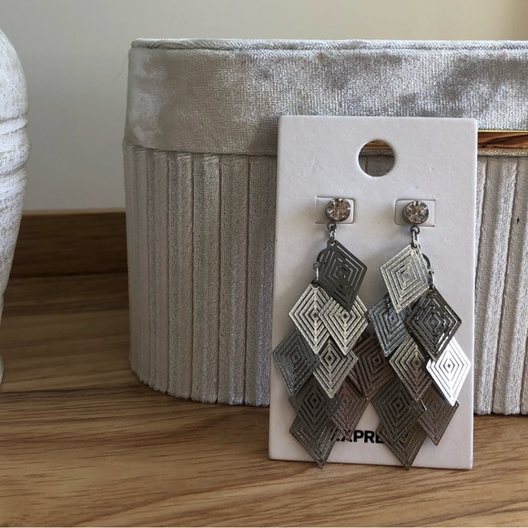 Express Silver Dangle Drop Earrings NEW faux diamond stud detail - Picture 9 of 14